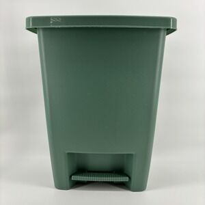 Vintage Rubbermaid Front Step-On Rectangle Trash Can Green With Lid
